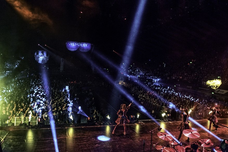 BABYMETALウェンブリー公演_Photo by Dana Distortion