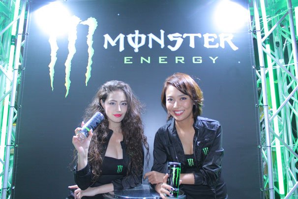 「東京ゲームショウ2015」ブースのコンパニオンさん