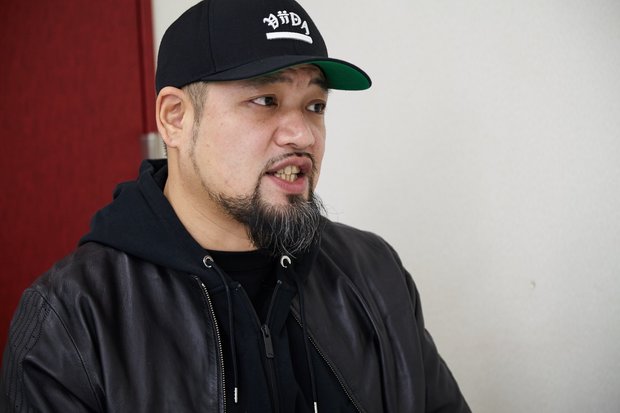 UZIさん