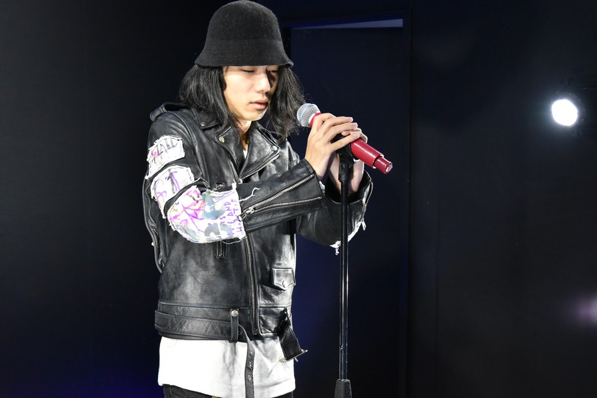 ONE OK ROCKになりきった筆者