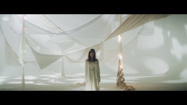 乃木坂46 橋本奈々未 『ないものねだり』MVスクリーンショット 3