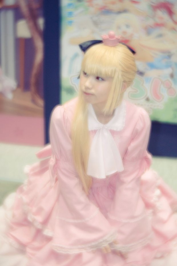 カリスマコスプレイヤーえなこさん初となる小学生コスプレ13