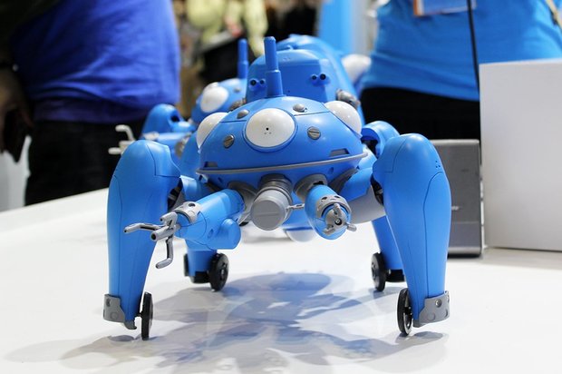 「うごく、しゃべる、並列化する。1/8タチコマ」1