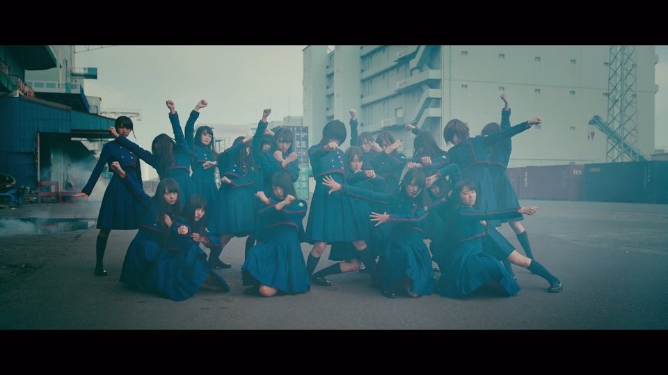 欅坂46 『不協和音』MV スクリーンショット 2