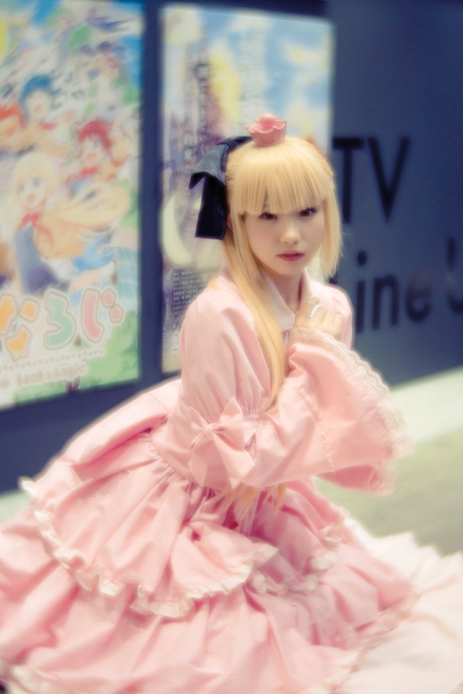 カリスマコスプレイヤーえなこさん初となる小学生コスプレ3