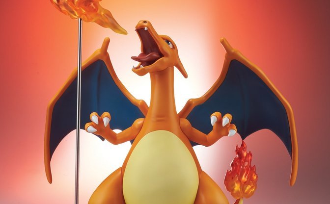 リザードンの30cm巨大ソフビが登場 ポケモン 赤 を彷彿させるデザイン Kai You Net