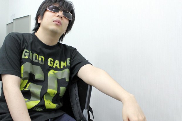 GOOD GAMETシャツを着るもこうさん