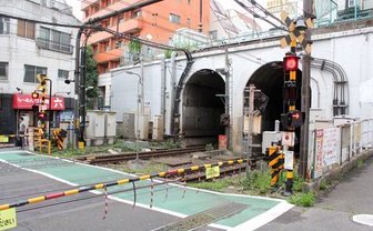 『FF7』ミッドガルは渋谷にあった？ 目の前が聖地になったので行ってきた