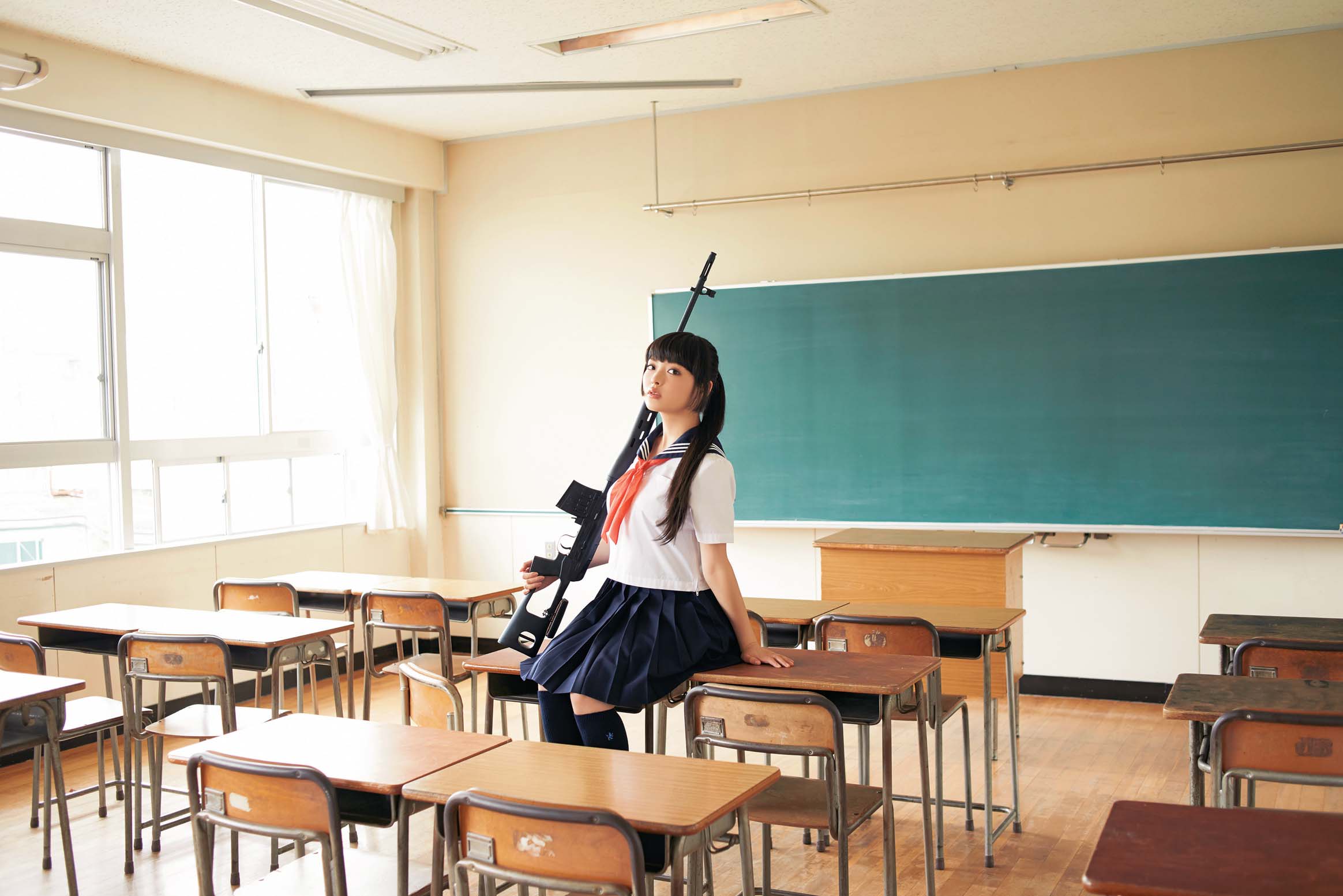 『上坂すみれ1stフォトブック　すみぺの傾向と対策』より