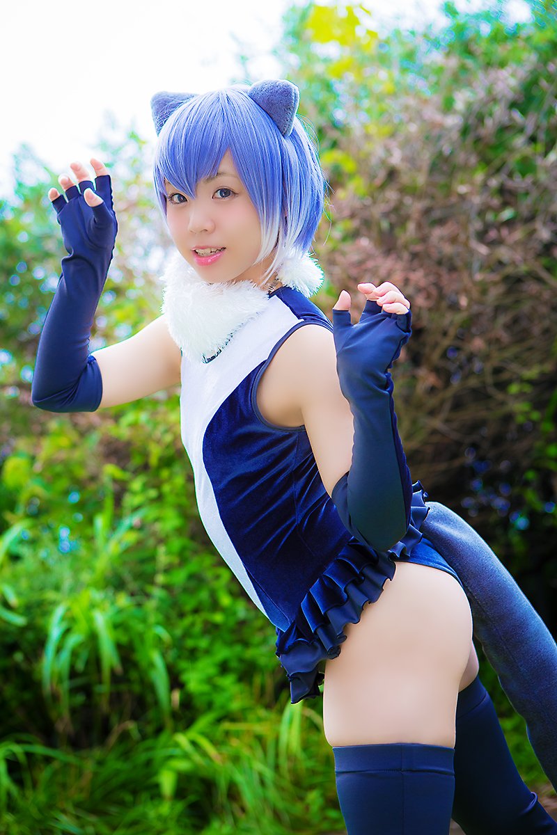 振り向く神崎あかりさん