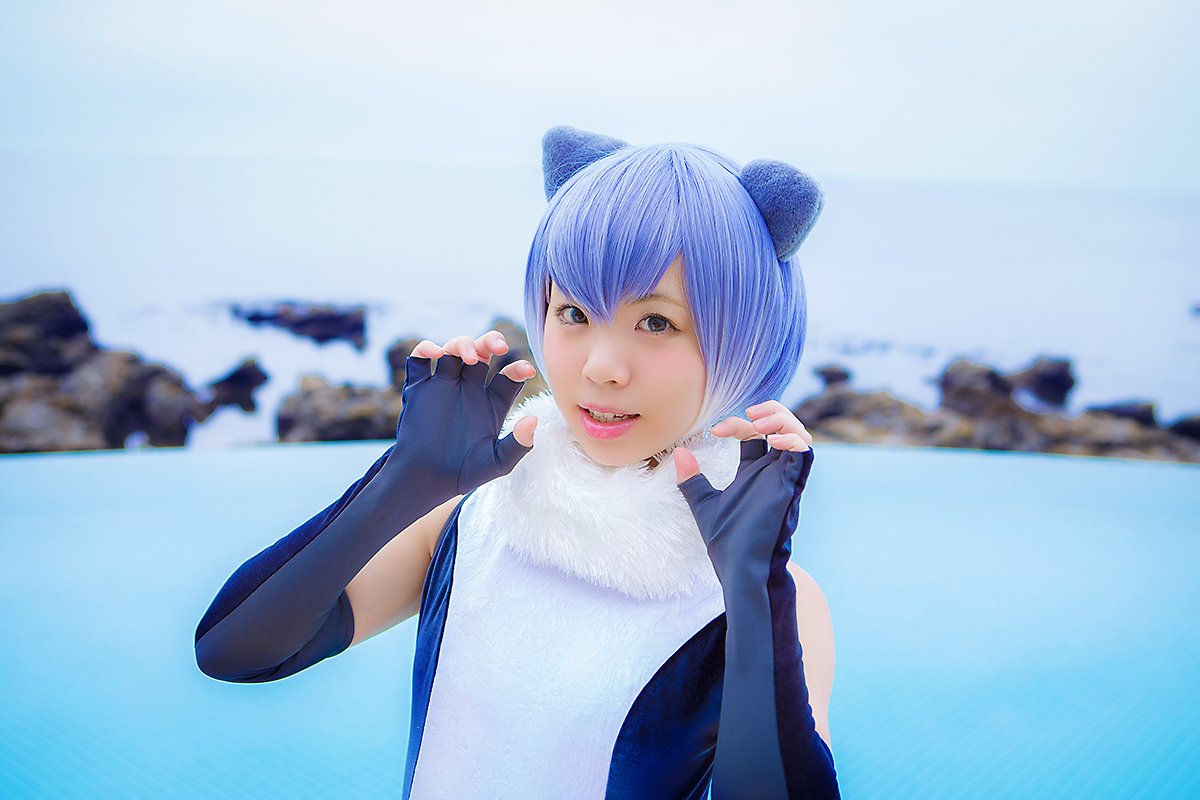 手のラバー感が素晴らしい神崎あかりさん