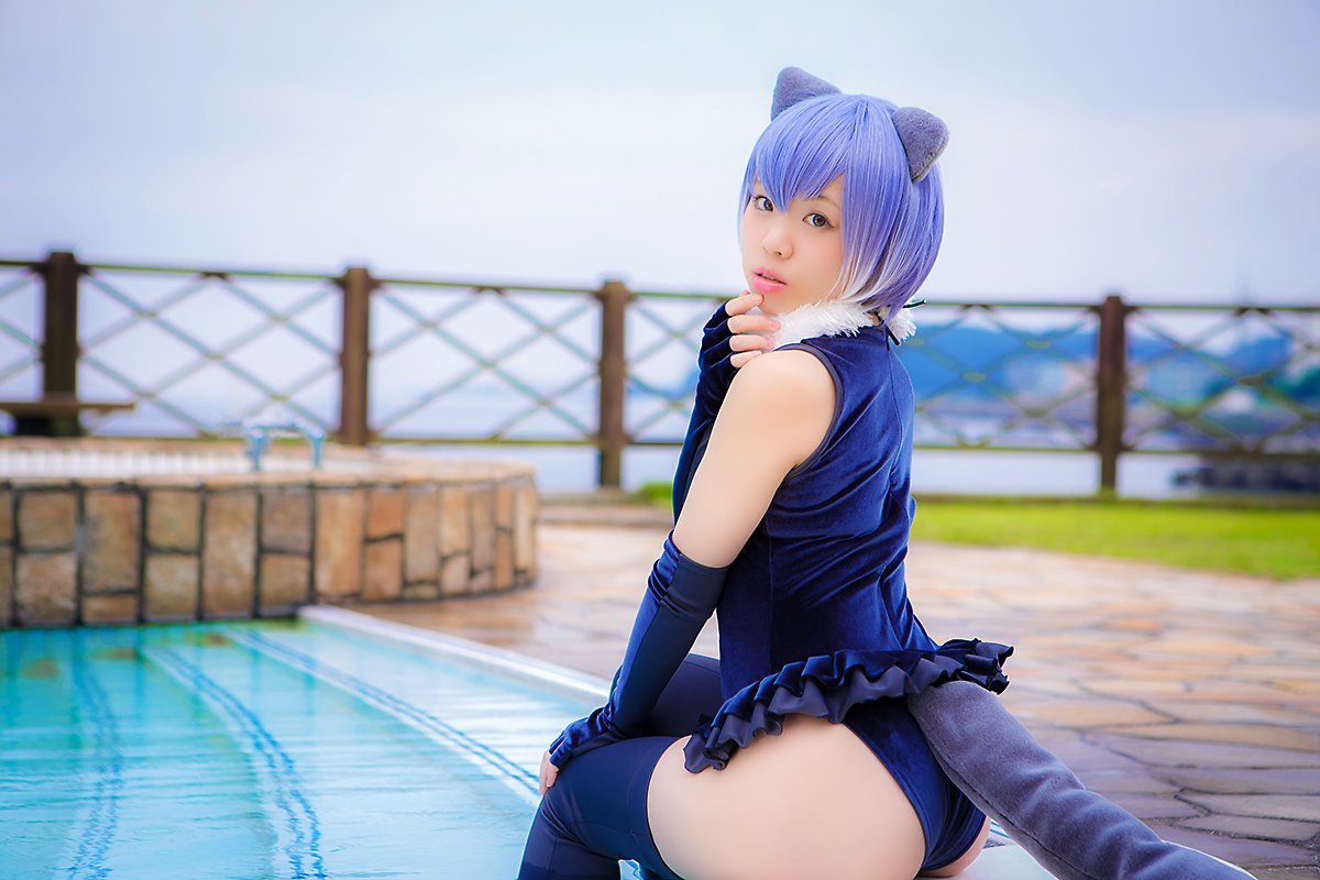 お尻がセクシーな神崎あかりさん