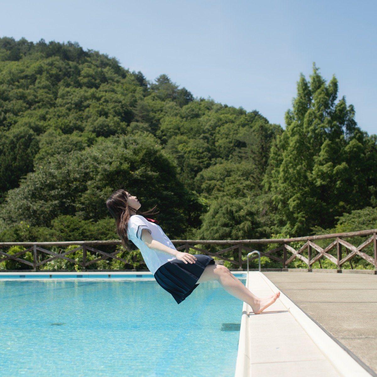 青山裕企『スクールガール・ファンタジー』