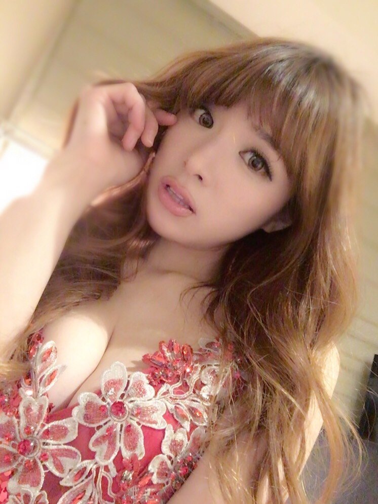 高木里代子