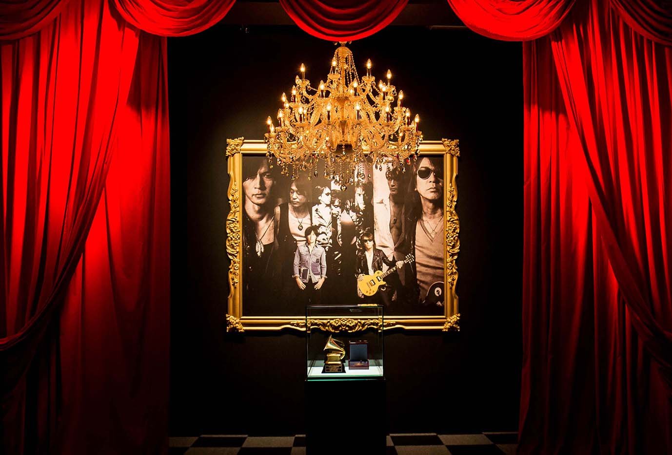 「B’z 30th Year Exhibition “SCENES” 1988-2018」