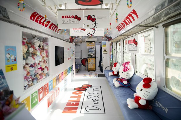 HELLODIVERSITY , HELLOKITTY
