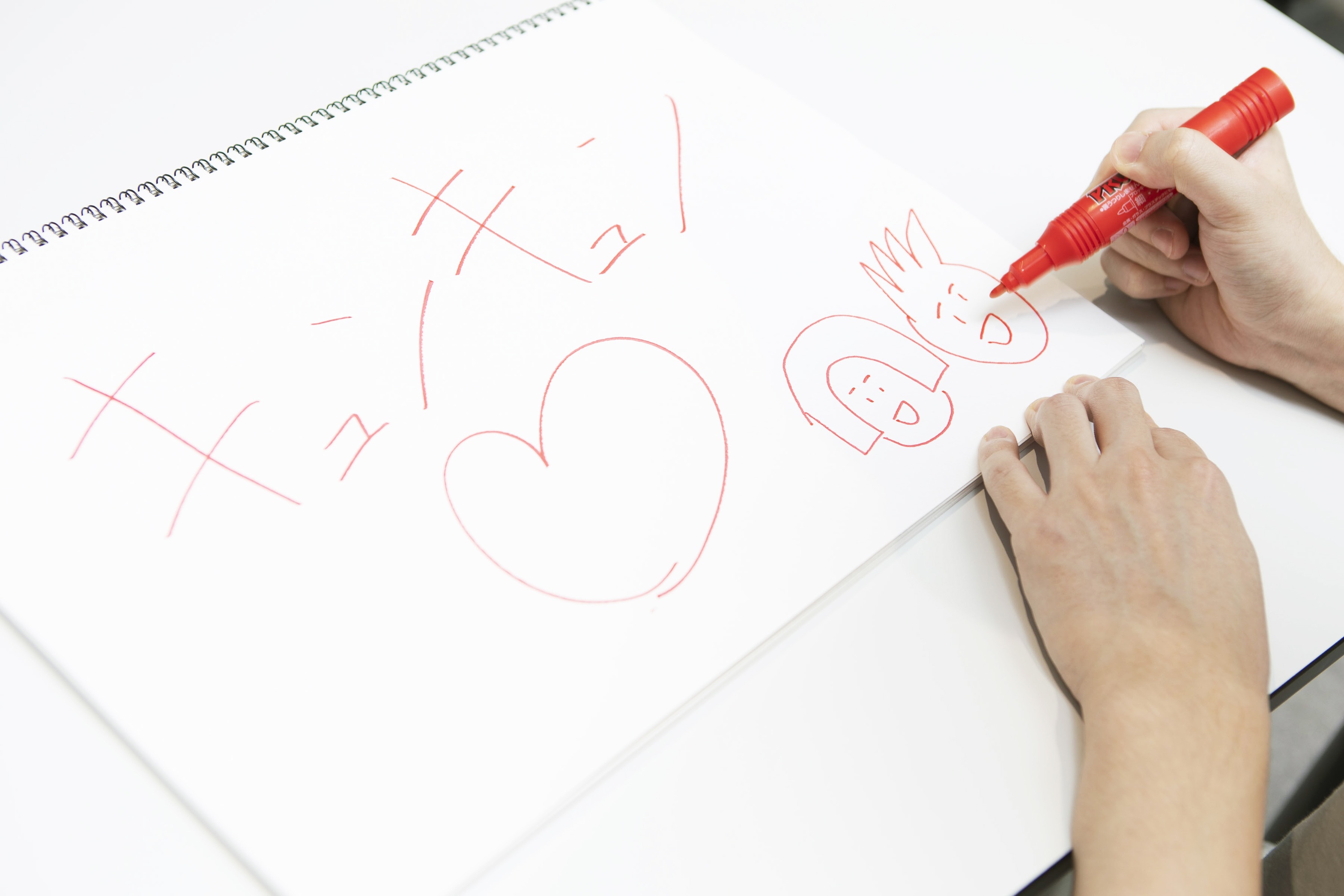 スケッチブックに『ソノカノ』の魅力を書く