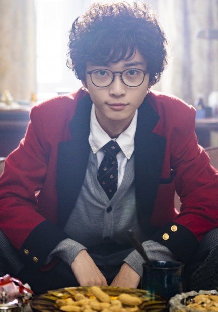 新渡戸九（にとべ きゅう）役 小野寺晃良