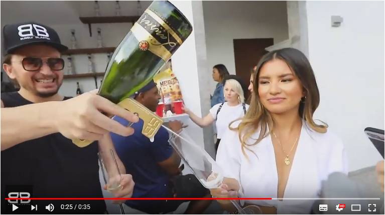 画像3: これは意外に実用性あるぞ　シャンパンを水鉄砲に変えてしまう『Bubbly Blaster』