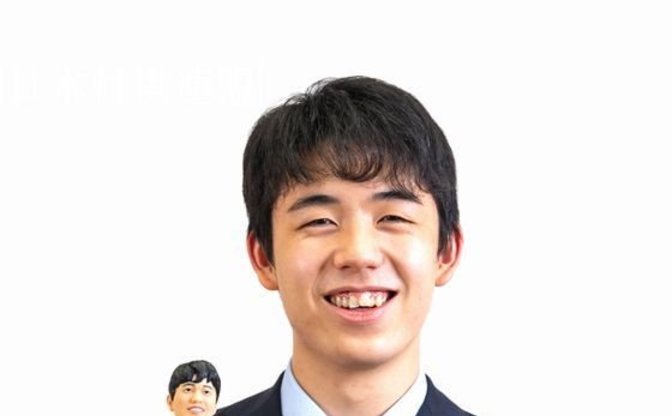 新品未開封】藤井聡太 新人王 記念 900体限定 ボブルヘッド