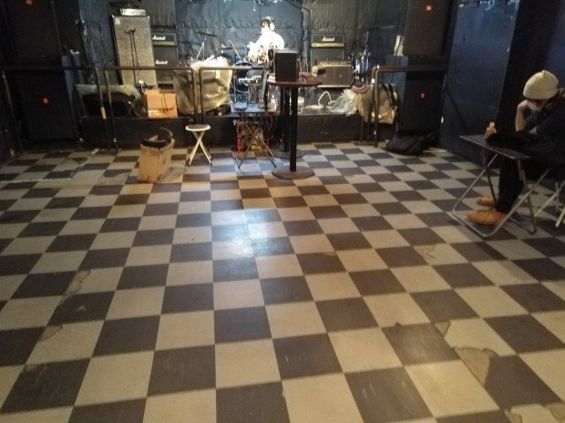 四谷アウトブレイク