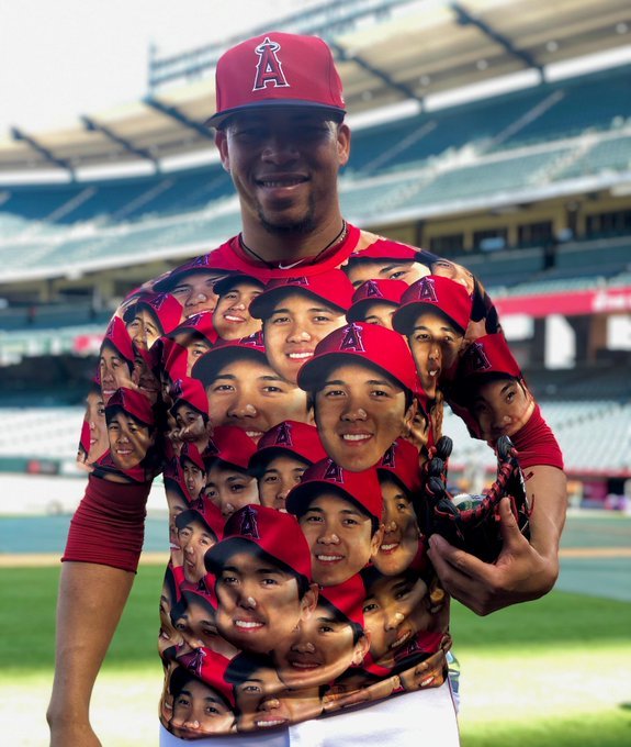 いつでもポイント10倍 L MLB 大谷翔平 顔だらけ Tシャツ 半袖 夏用