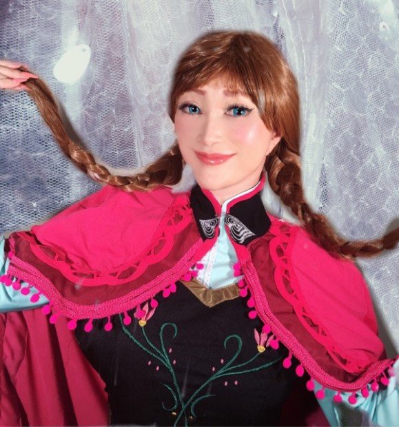 叶姉妹の『アナと雪の女王』コスプレ