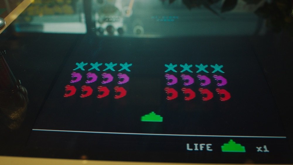 『全裸監督』より