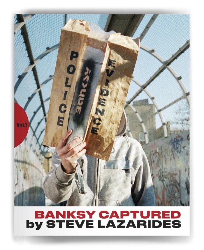 バンクシー本人写真や未発表作品を収録 Banksy Captured 初版は即完 Kai You Net