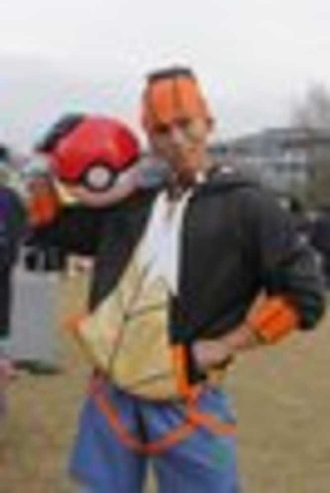 小林弁護士／「キバナ」コスプレ
