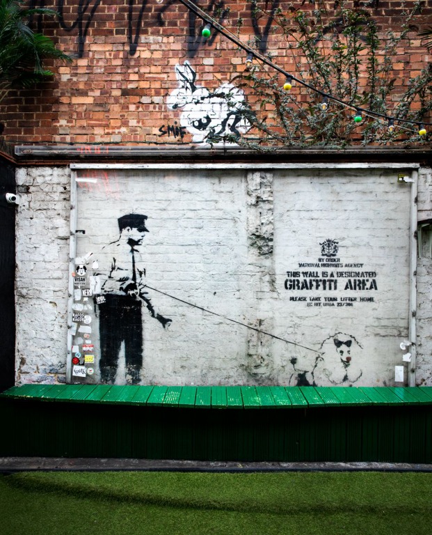 CasaBRUTUS バンクシー