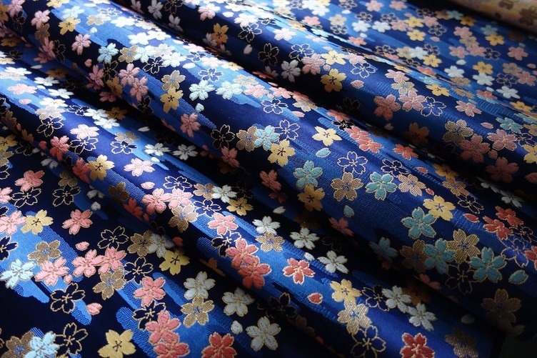 京都の伝統工芸「西陣織」コロナでキャンセルも思わぬ形で新たな持ち主へ