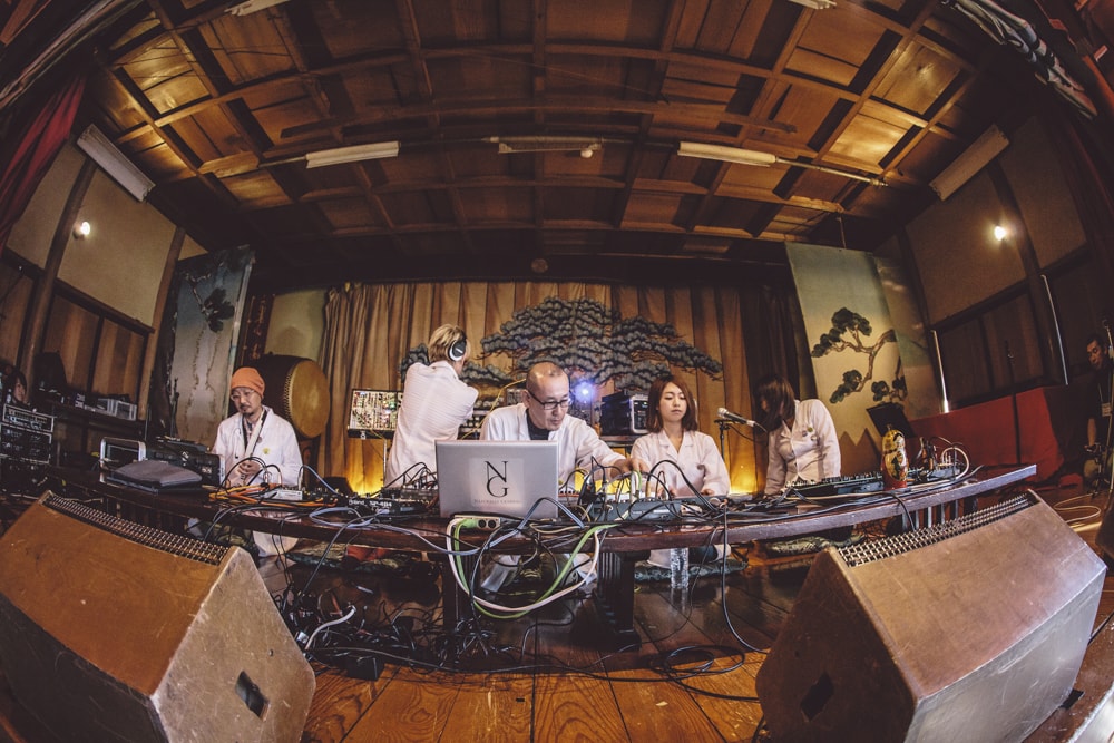 サワサキヨシヒロ and NGEO（Naturally Gushing Electric Orchestra）