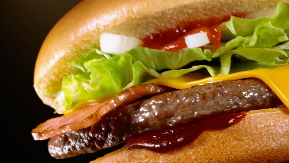 マクドナルドCM「世界の マクドナルドから ビーフバーガー 集結」場面写真08