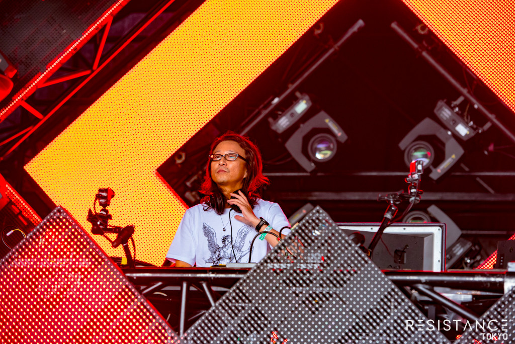 02 DJ OGAWA_ULTRA JAPAN Day2_RESISTANCE_4