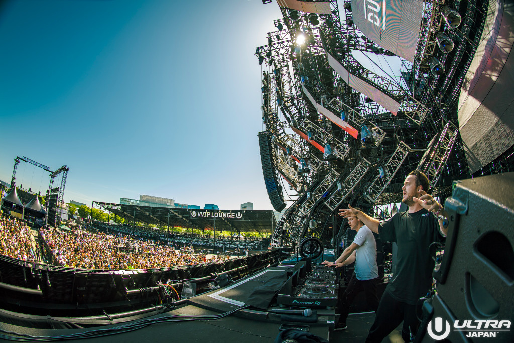 02 DUBVISION_ULTRA JAPAN Day3_MAIN_2