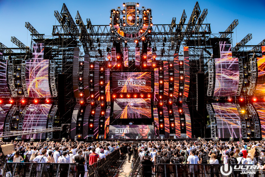 02 DUBVISION_ULTRA JAPAN Day3_MAIN_4