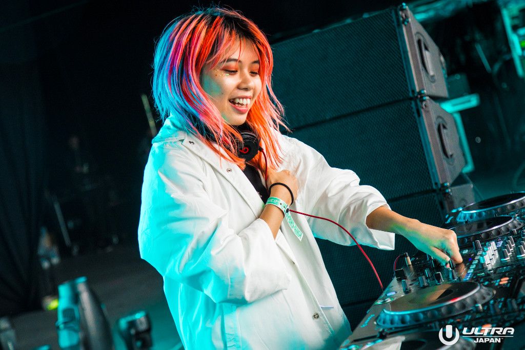 02 MOE_ULTRA JAPAN Day2_LIVE