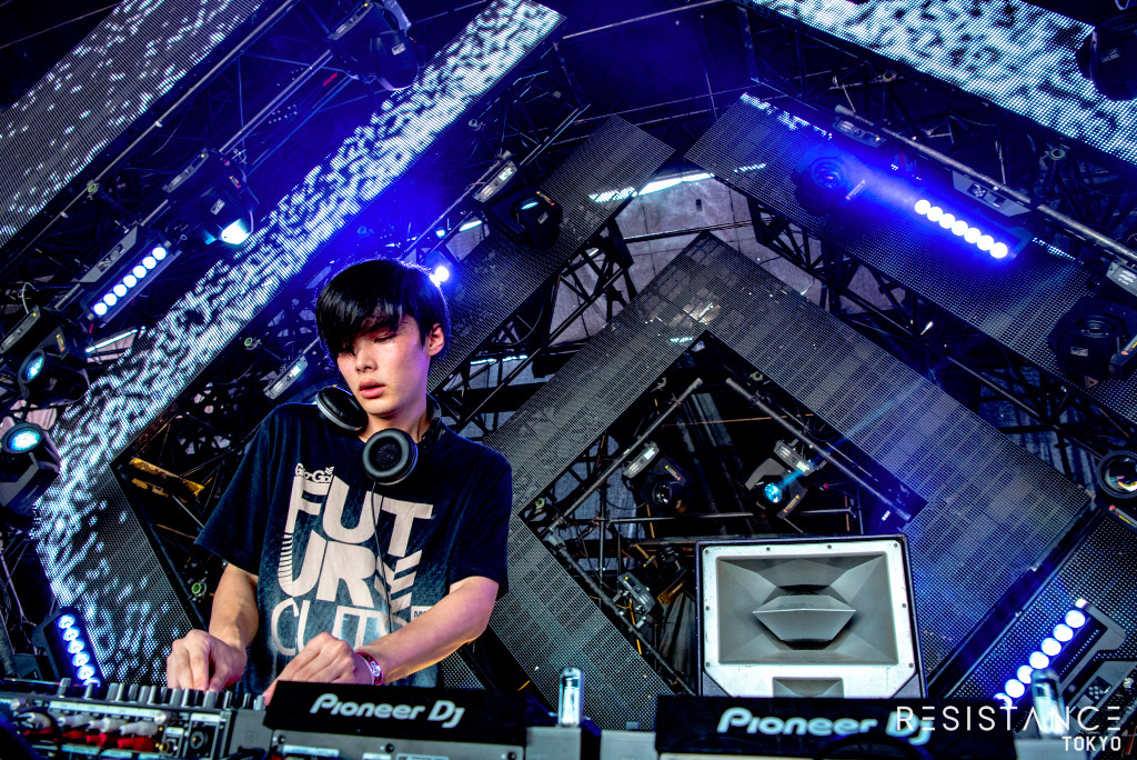 03 SEKITOVA_ULTRA JAPAN Day3_RESISTANCE