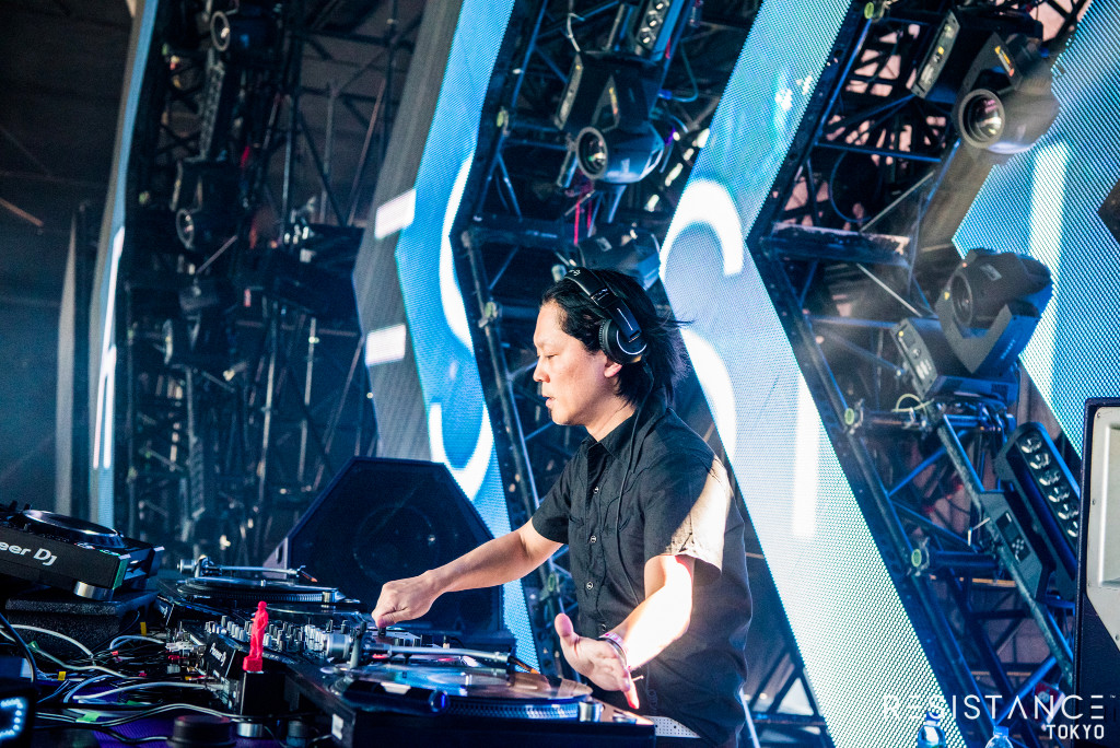 04 KEN ISHII_ULTRA JAPAN Day3_RESISTANCE_3