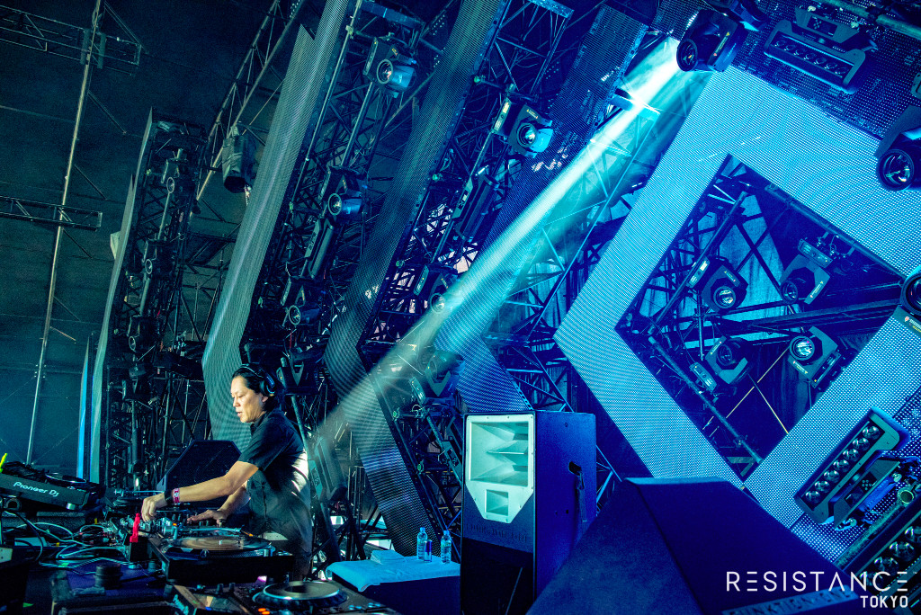 04 KEN ISHII_ULTRA JAPAN Day3_RESISTANCE_5