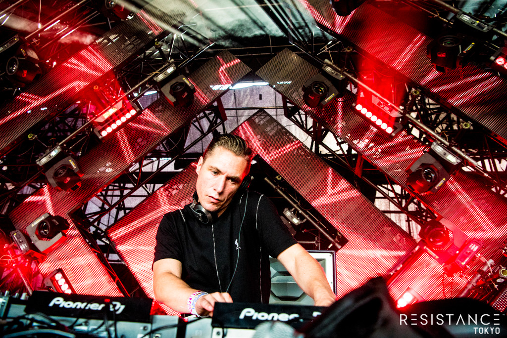 05 Jon Rundell_ULTRA JAPAN Day3_RESISTANCE