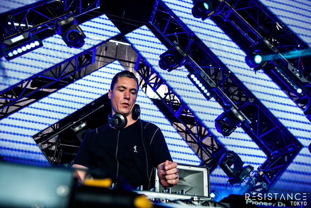 05 Jon Rundell_ULTRA JAPAN Day3_RESISTANCE_4