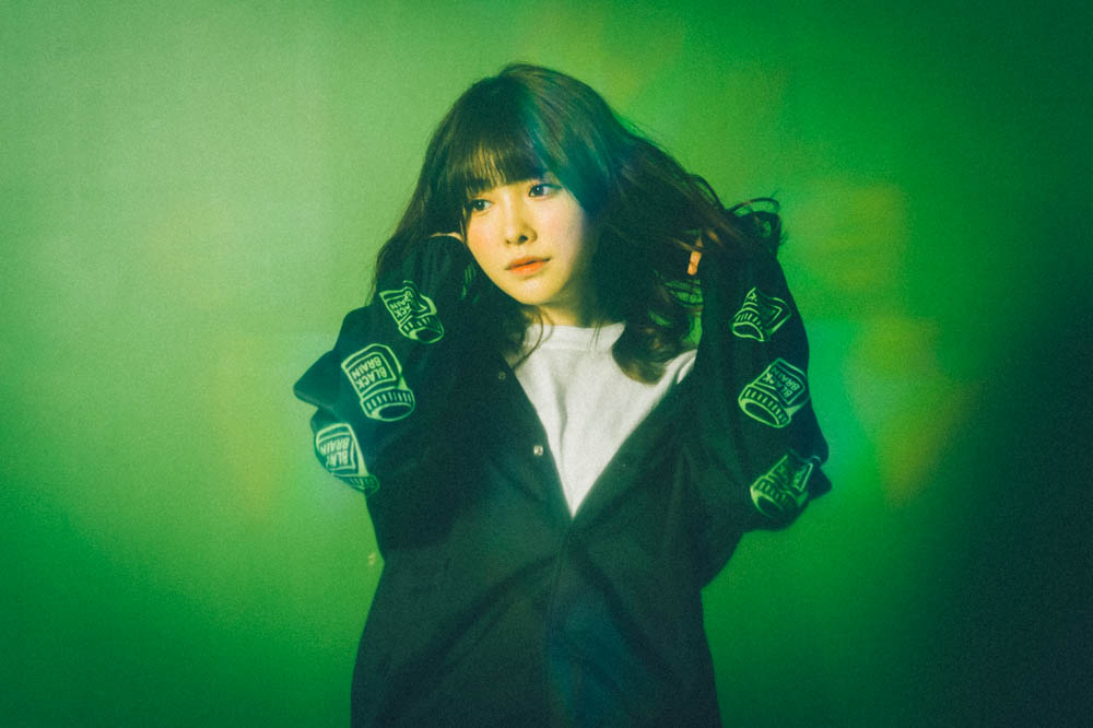 橋本ありなさんストリートスナップ40