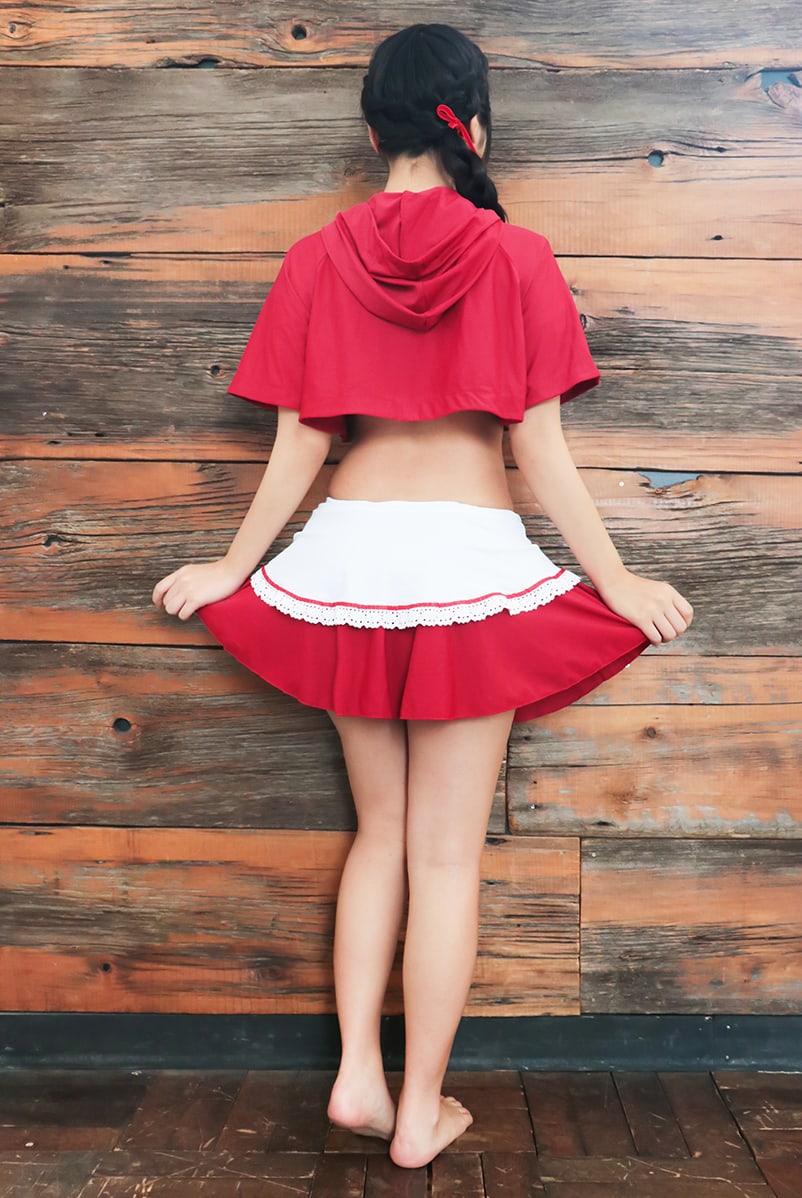 「ヒロイン水着」赤ずきん