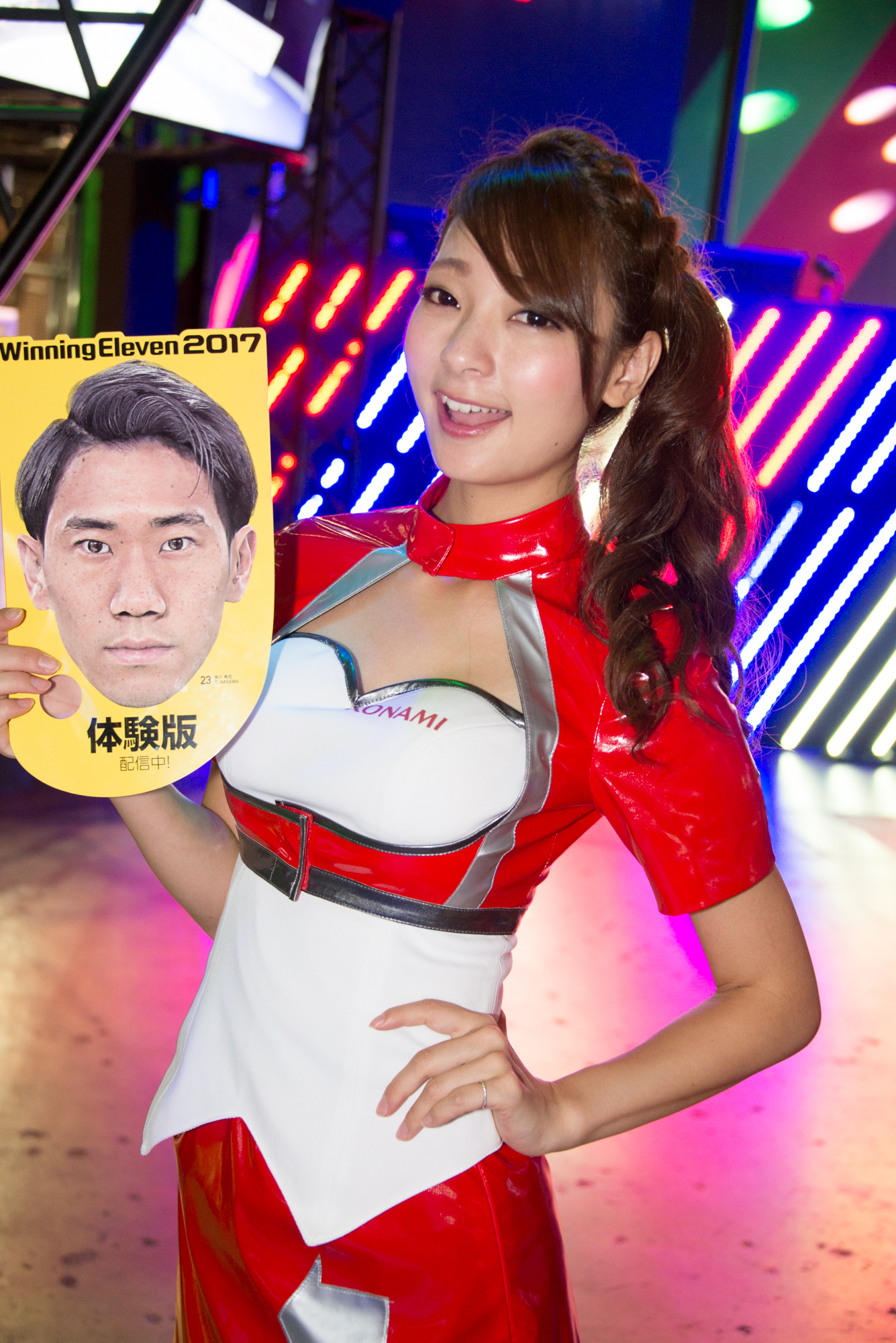 TGS2016_コンパニオン写真_KONAMI 4