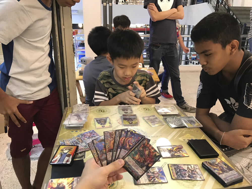 カードゲーマーが海外に目を向けるべき理由：TCGの可能性を検証する旅行記 in 東南アジア！