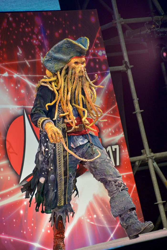 「東京コミコン2017」コスプレイヤーのステージ写真12