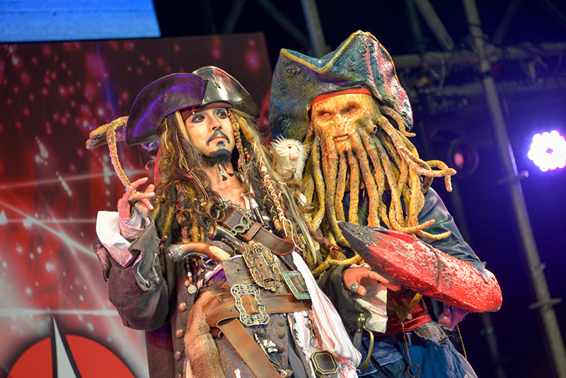 「東京コミコン2017」コスプレイヤーのステージ写真13