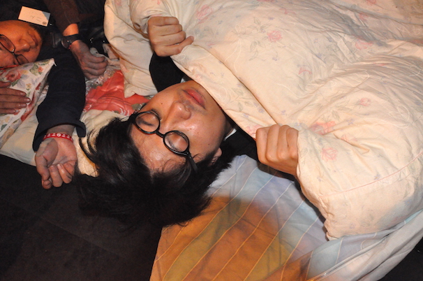 ガチ寝するコダック川口……